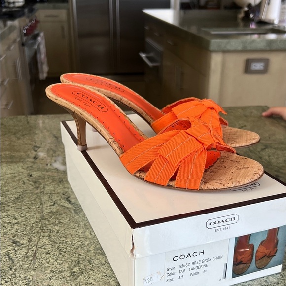 Coach Women's Tangerine Gros Grain Heels Y2K kitten heels sandals - Picture 2 of 5